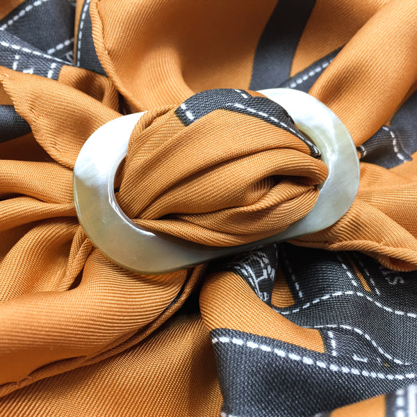 Moyenne Luxe Horn Scarf Ring Handmade with HERMES Scarf Bolduc