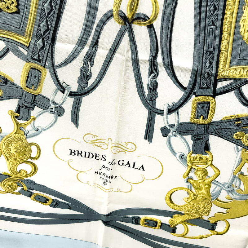 Brides de Gala Hermes Scarf by Hugo Grygkar 90cm Silk Twill Lt Blue & White