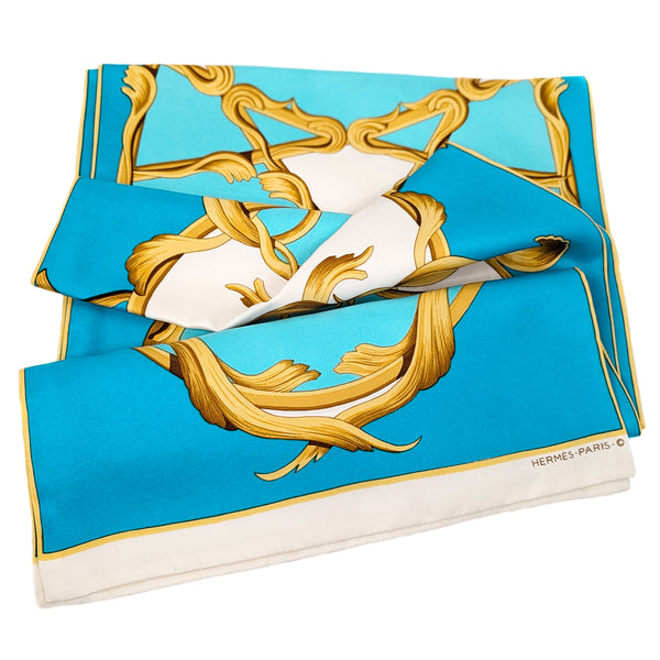 Hermes Silk Twill Scarf Tendresse Feline NIB – Carre de Paris