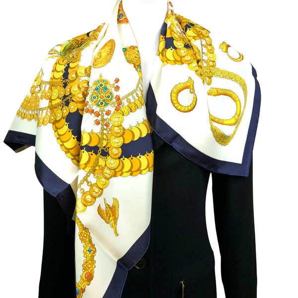 Kosmima Hermès Scarf by Julia Abadie 90cm Silk
