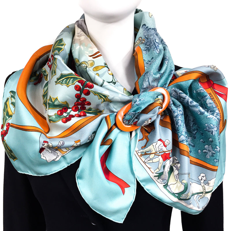 Grand Luxe reversible Horn Scarf ring with Neige d'Antan HERMES Scarf