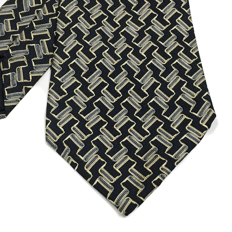 Vintage Hermes Silk Necktie 930 HA Black Grey close up