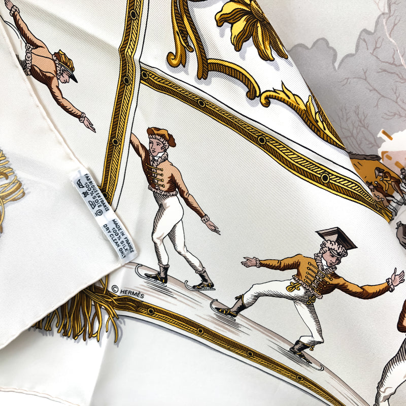 Les Plaisirs du Froid Hermes Scarf 90 cm Silk - White