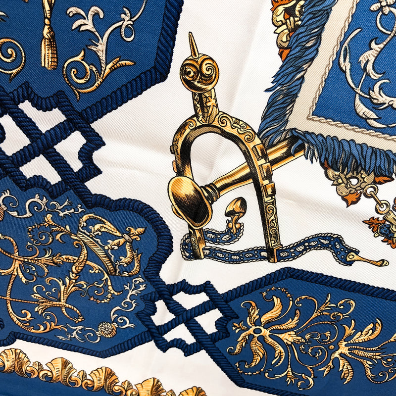 Hermes Silk Scarf Louis XIV - Ludovicus Magnus Vintage – Carre de Paris