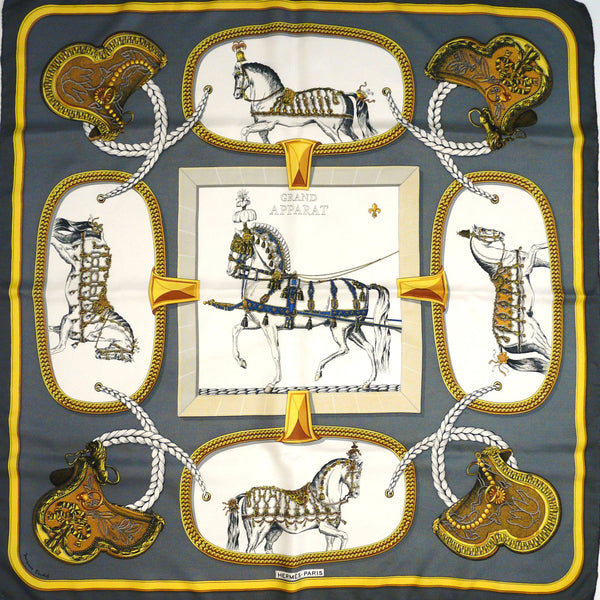 Vintage Hermes Silk Scarf Grand Apparat Early Issue Gray – Carre de Paris